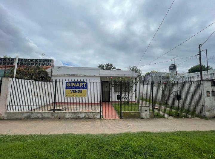 Casa · 75m² · 3 Ambientes · 1 Cochera