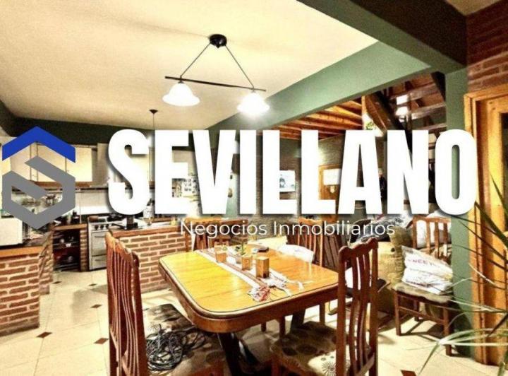 Casa · 188m² · 4 Ambientes · 1 Cochera