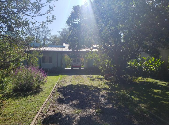 Casa · 200m² · 3 Ambientes · 3 Cocheras