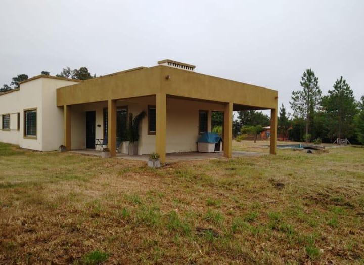Casa · 172m² · 5 Ambientes · 1 Cochera
