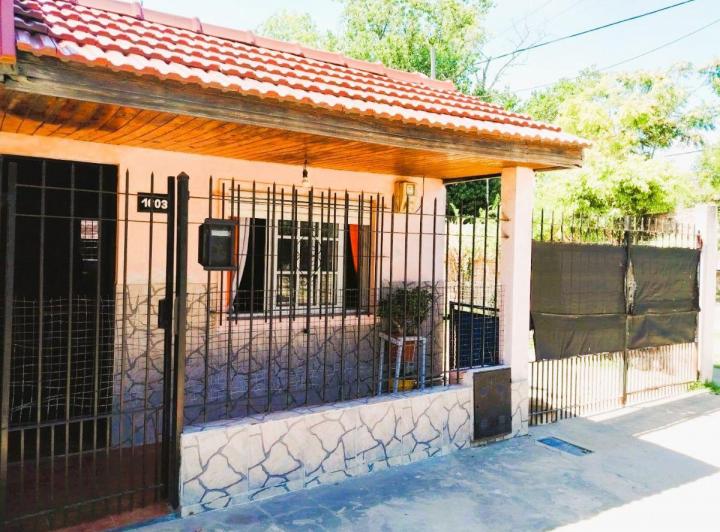 Casa · 100m² · 4 Ambientes · 1 Cochera