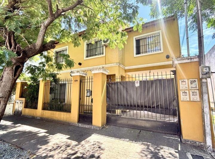 Casa · 90m² · 3 Ambientes · 1 Cochera