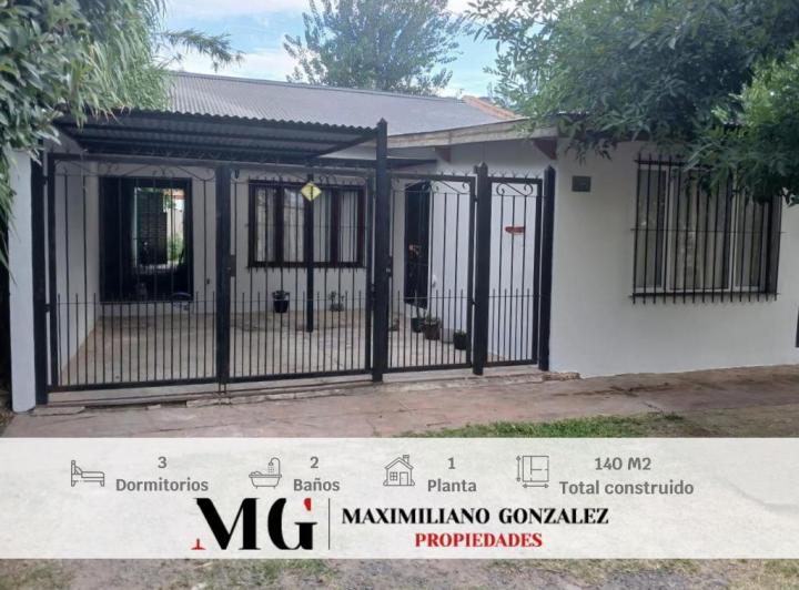 Casa · 140m² · 4 Ambientes · 1 Cochera