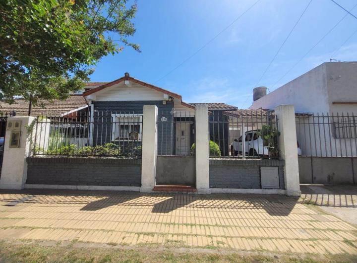 Casa · 137m² · 4 Ambientes · 1 Cochera