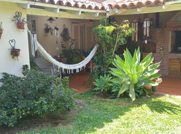 Casa · 129m² · 4 Ambientes · 1 Cochera