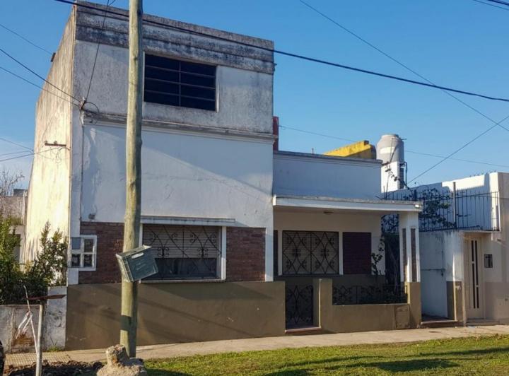 Casa · 200m² · 3 Ambientes