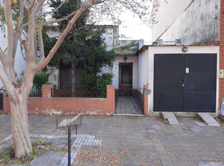 Casa · 96m² · 4 Ambientes · 1 Cochera