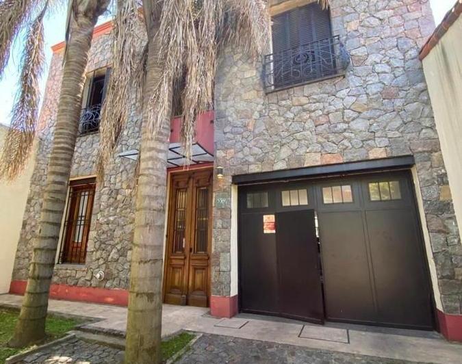 Casa · 280m² · 5 Ambientes