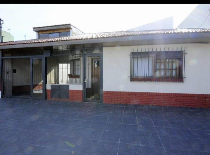 Casa · 73m² · 3 Ambientes · 1 Cochera