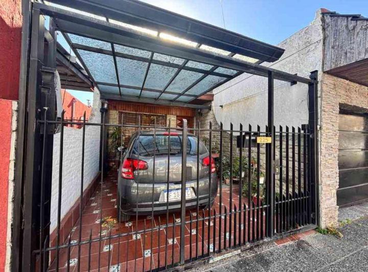 Casa · 81m² · 3 Ambientes · 1 Cochera