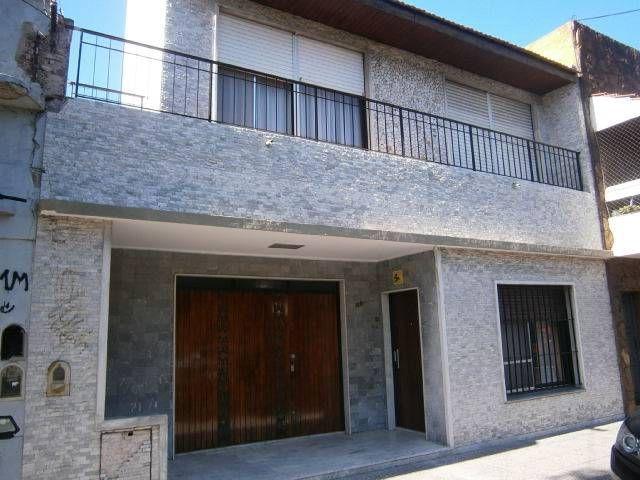 Casa · 150m² · 4 Ambientes · 1 Cochera
