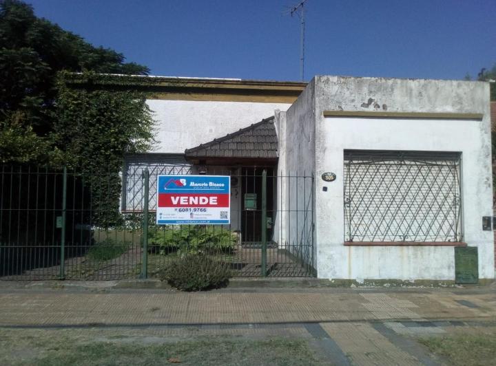 Casa · 1m² · 3 Ambientes · 1 Cochera