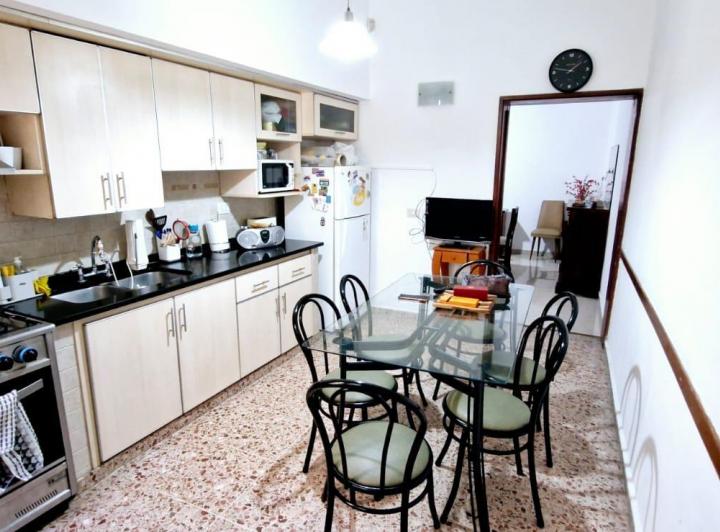 Casa · 130m² · 3 Ambientes · 1 Cochera