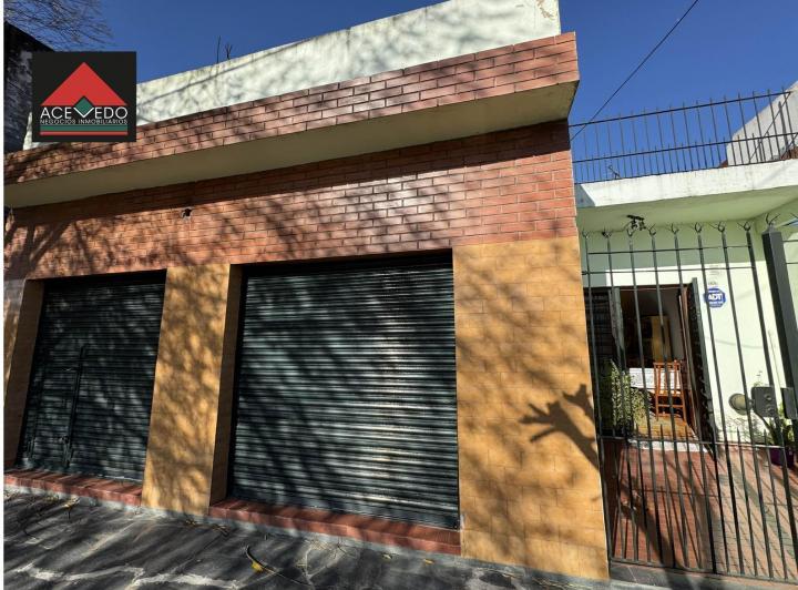 Casa · 100m² · 3 Ambientes · 2 Cocheras
