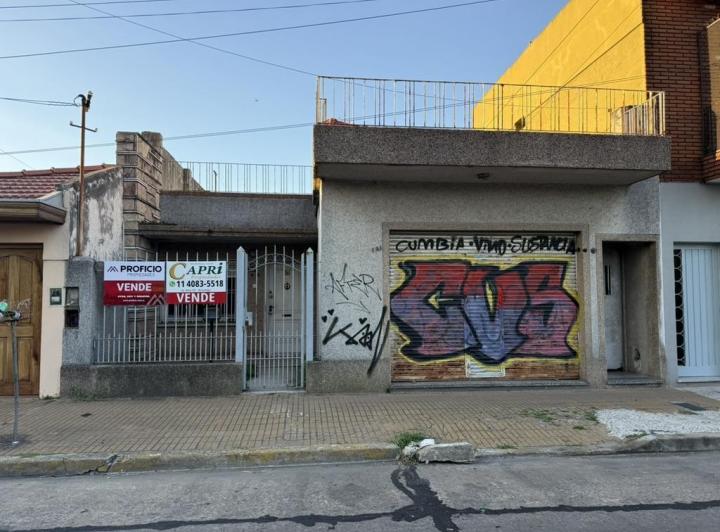 Casa · 100m² · 3 Ambientes · 1 Cochera