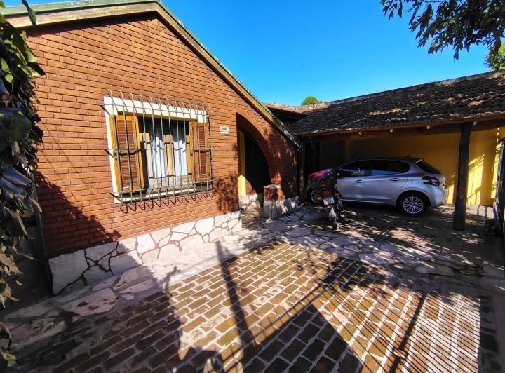 Casa · 142m² · 5 Ambientes · 1 Cochera