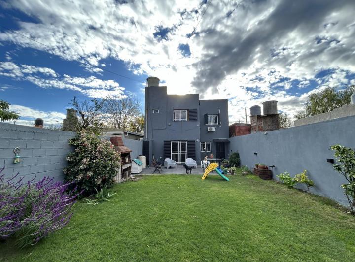 Casa · 150m² · 4 Ambientes · 1 Cochera