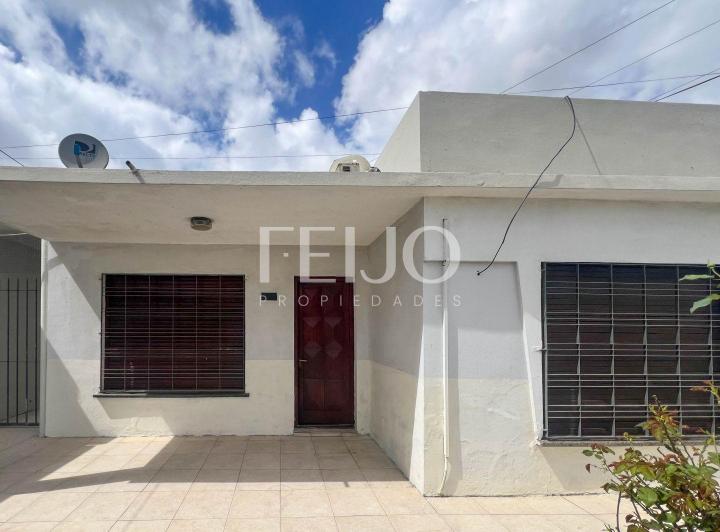Casa · 105m² · 3 Ambientes · 1 Cochera