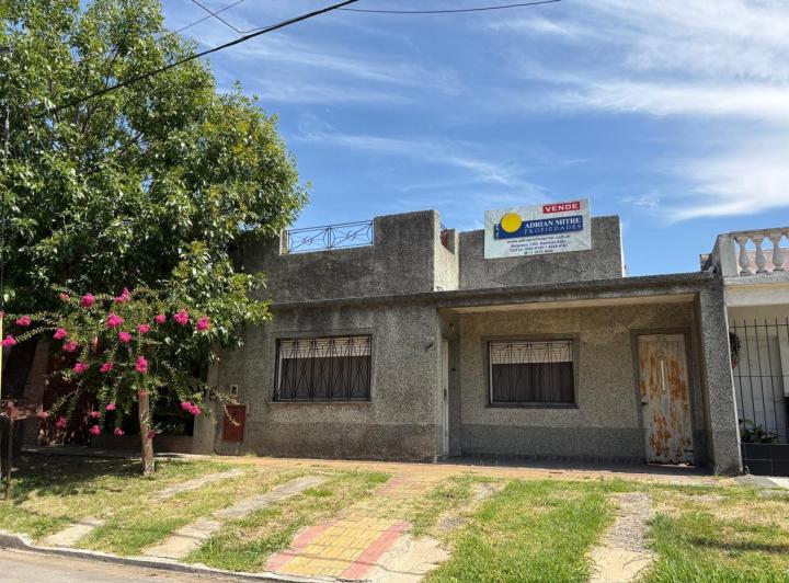 Casa · 90m² · 3 Ambientes · 1 Cochera