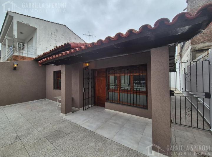 Casa · 85m² · 3 Ambientes · 1 Cochera