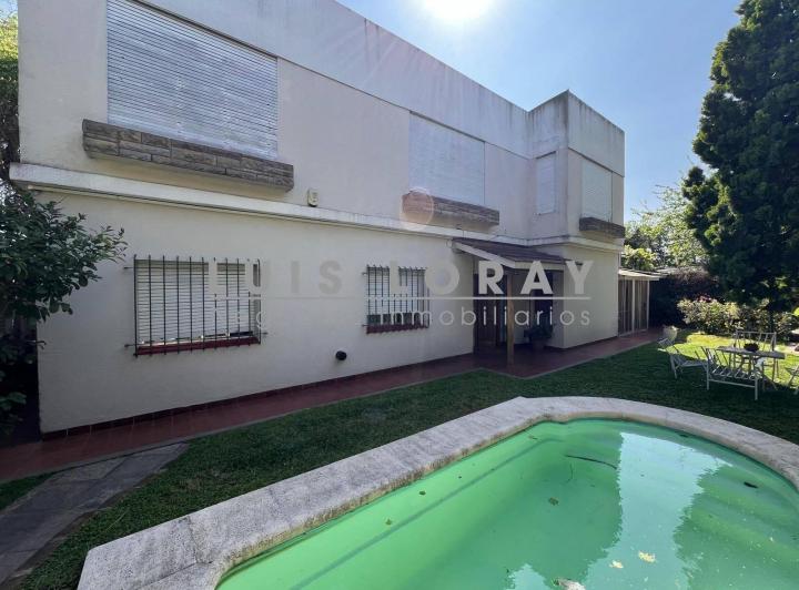Casa · 133m² · 4 Ambientes · 1 Cochera