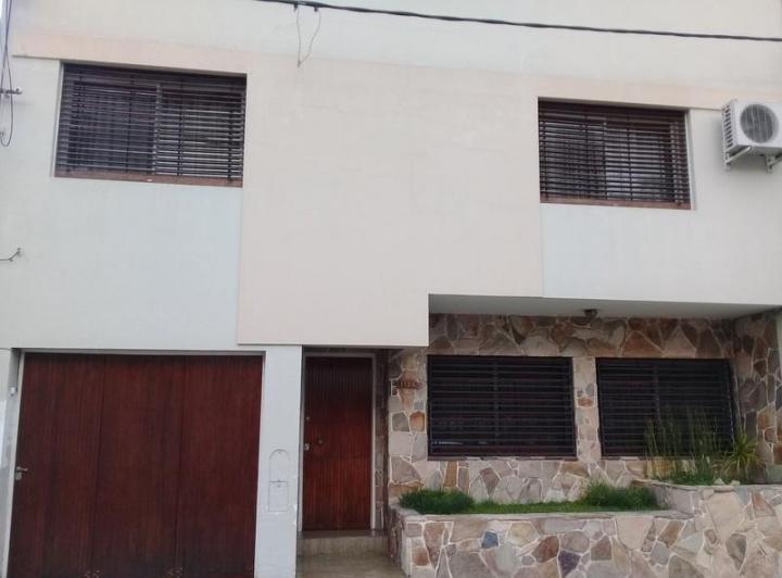 Casa · 252m² · 3 Ambientes