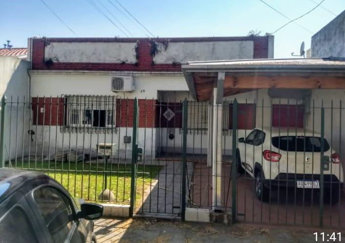 Casa · 136m² · 3 Ambientes · 1 Cochera