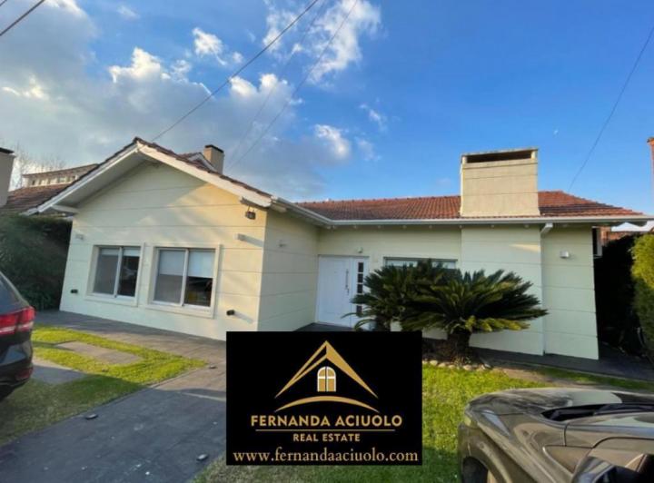 Casa · 150m² · 4 Ambientes · 2 Cocheras