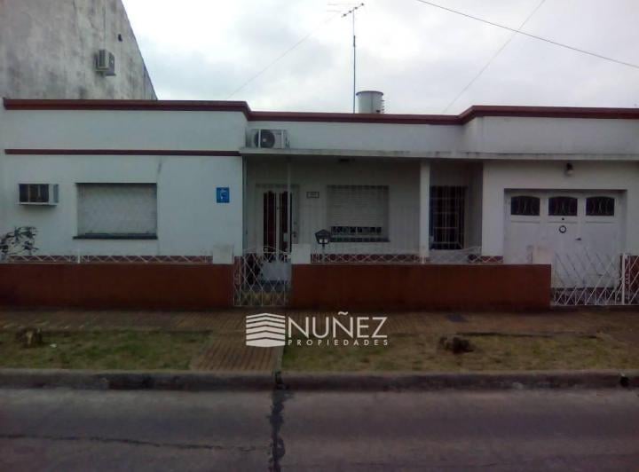 Casa · 100m² · 4 Ambientes · 1 Cochera