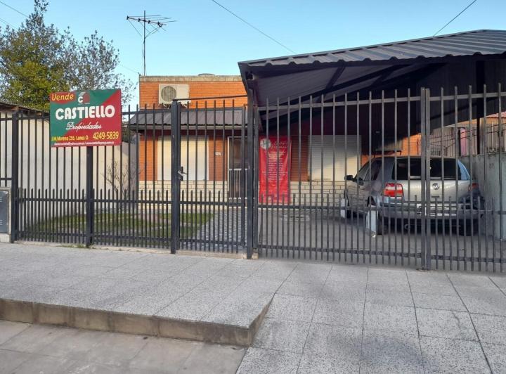 Casa · 1m² · 4 Ambientes · 1 Cochera