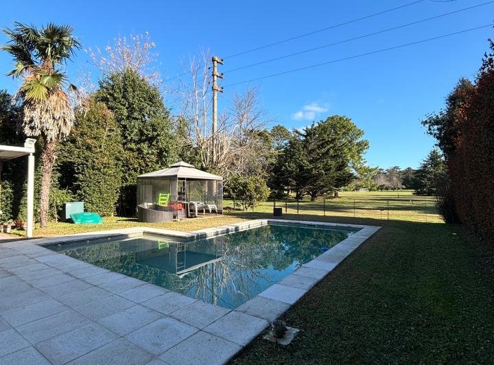 Casa · 165m² · 5 Ambientes · 2 Cocheras