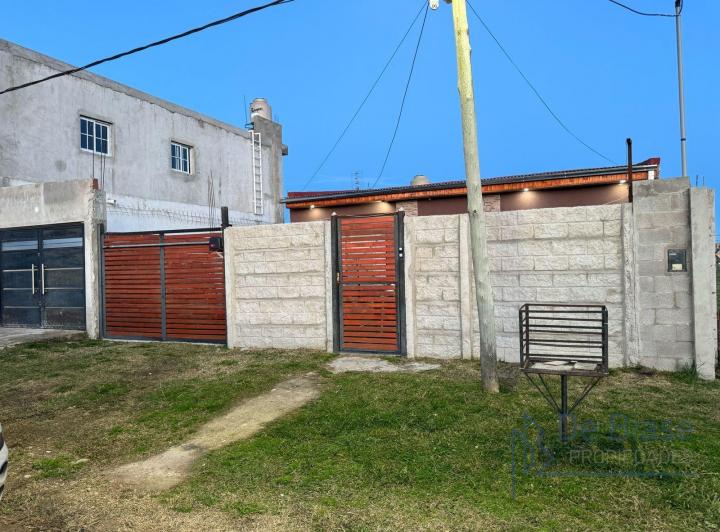 Casa · 126m² · 4 Ambientes · 1 Cochera