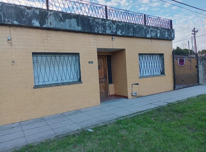 Casa · 132m² · 4 Ambientes · 1 Cochera