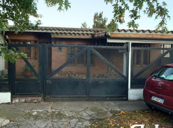 Casa · 110m² · 4 Ambientes · 1 Cochera