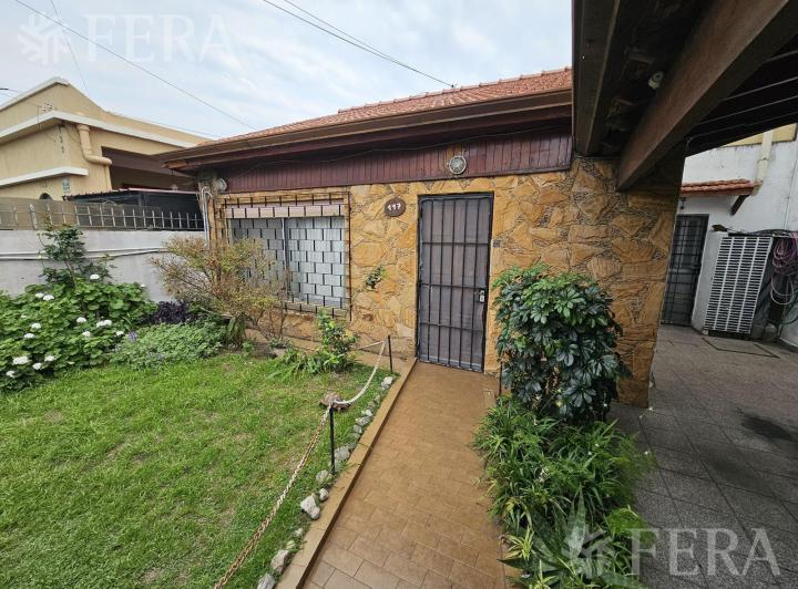 Casa · 153m² · 4 Ambientes · 1 Cochera