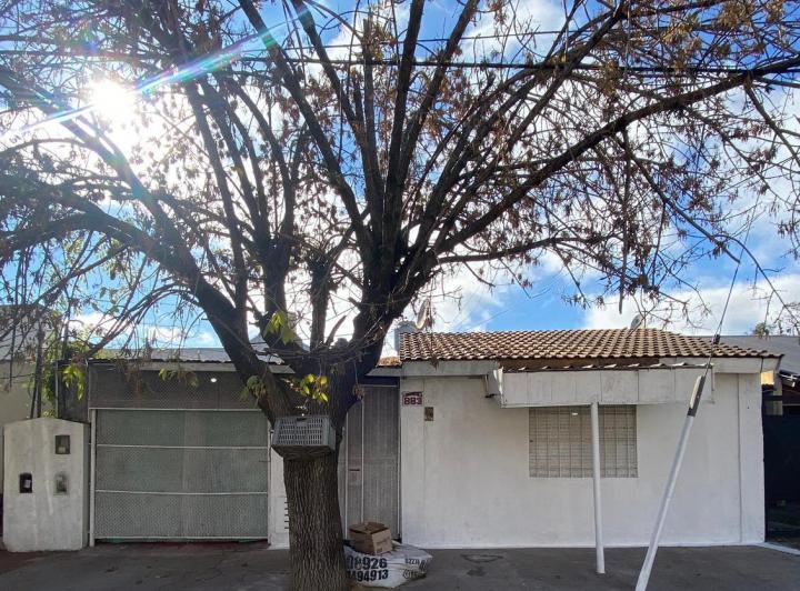 Casa · 80m² · 4 Ambientes · 1 Cochera