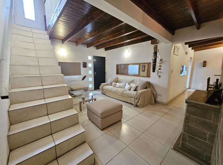 Casa · 125m² · 4 Ambientes · 1 Cochera