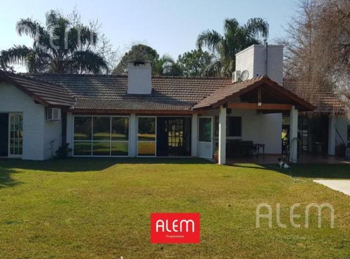 Casa · 190m² · 5 Ambientes · 1 Cochera