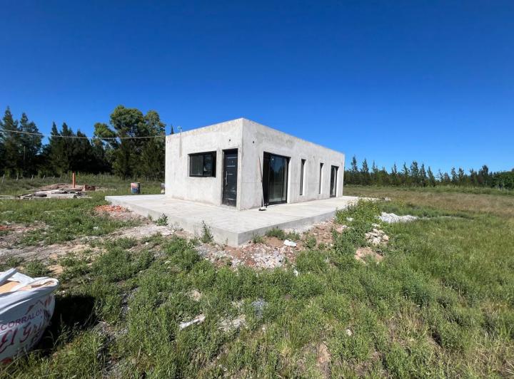 Casa · 48m² · 2 Ambientes · 1 Cochera