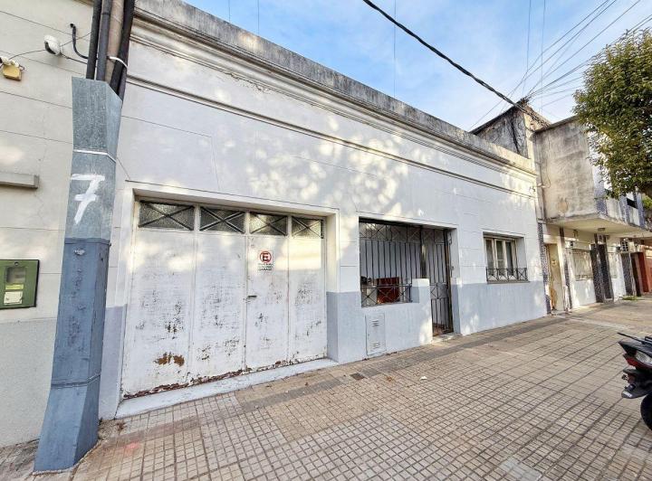 Casa · 150m² · 3 Ambientes · 2 Cocheras
