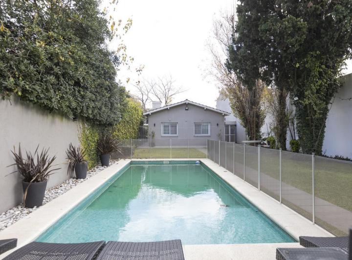 Casa · 223m² · 3 Dormitorios · 3 Cocheras