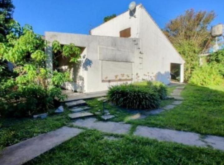 Casa · 260m² · 4 Ambientes
