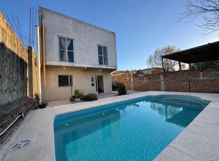 Casa · 165m² · 4 Ambientes