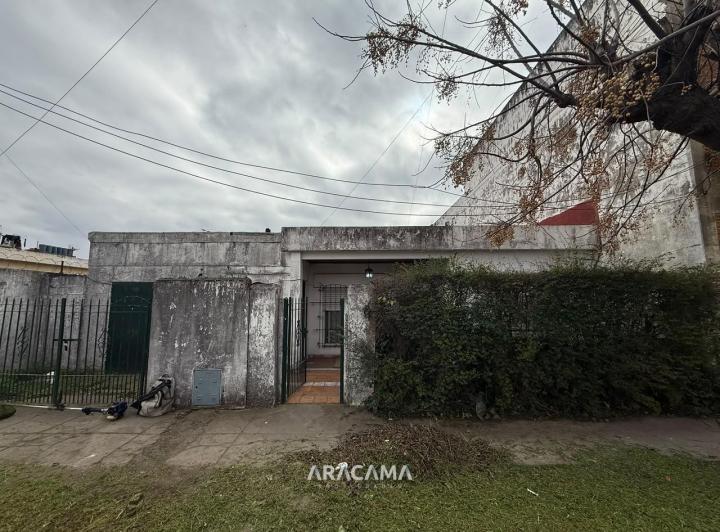 Casa · 60m² · 3 Ambientes · 1 Cochera