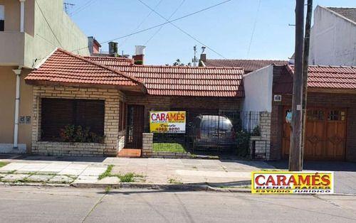 Casa · 150m² · 3 Ambientes · 1 Cochera