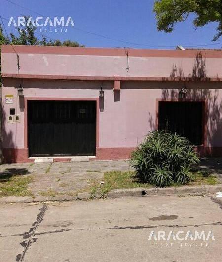 Casa · 200m² · 4 Ambientes