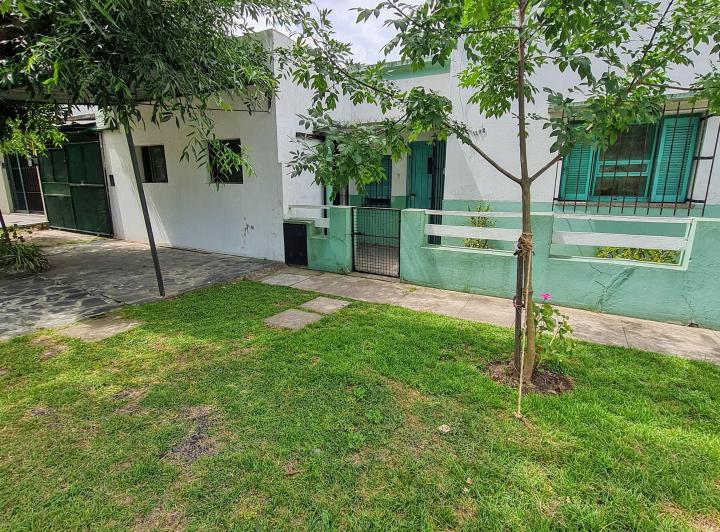 Casa · 85m² · 2 Dormitorios · 1 Cochera
