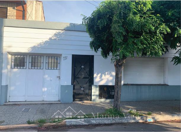 Casa · 150m² · 4 Ambientes · 1 Cochera