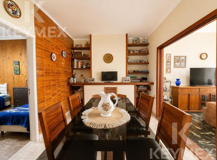 Casa · 160m² · 4 Ambientes · 2 Cocheras