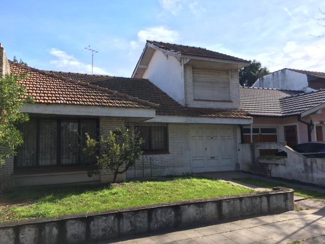 Casa · 120m² · 6 Ambientes · 1 Cochera